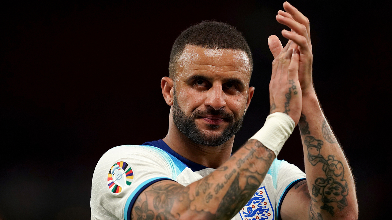 বিশ্বকাপের আগে অভিজ্ঞ ইংল্যান্ড তারকার অবসর